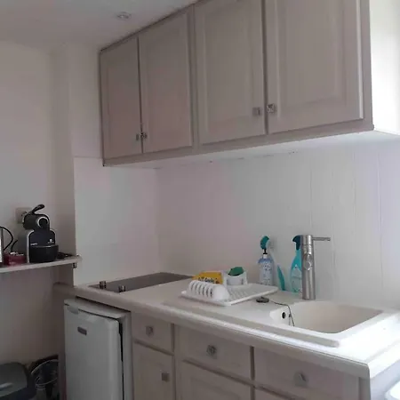 Au Bord Du Ciel Magnifique à